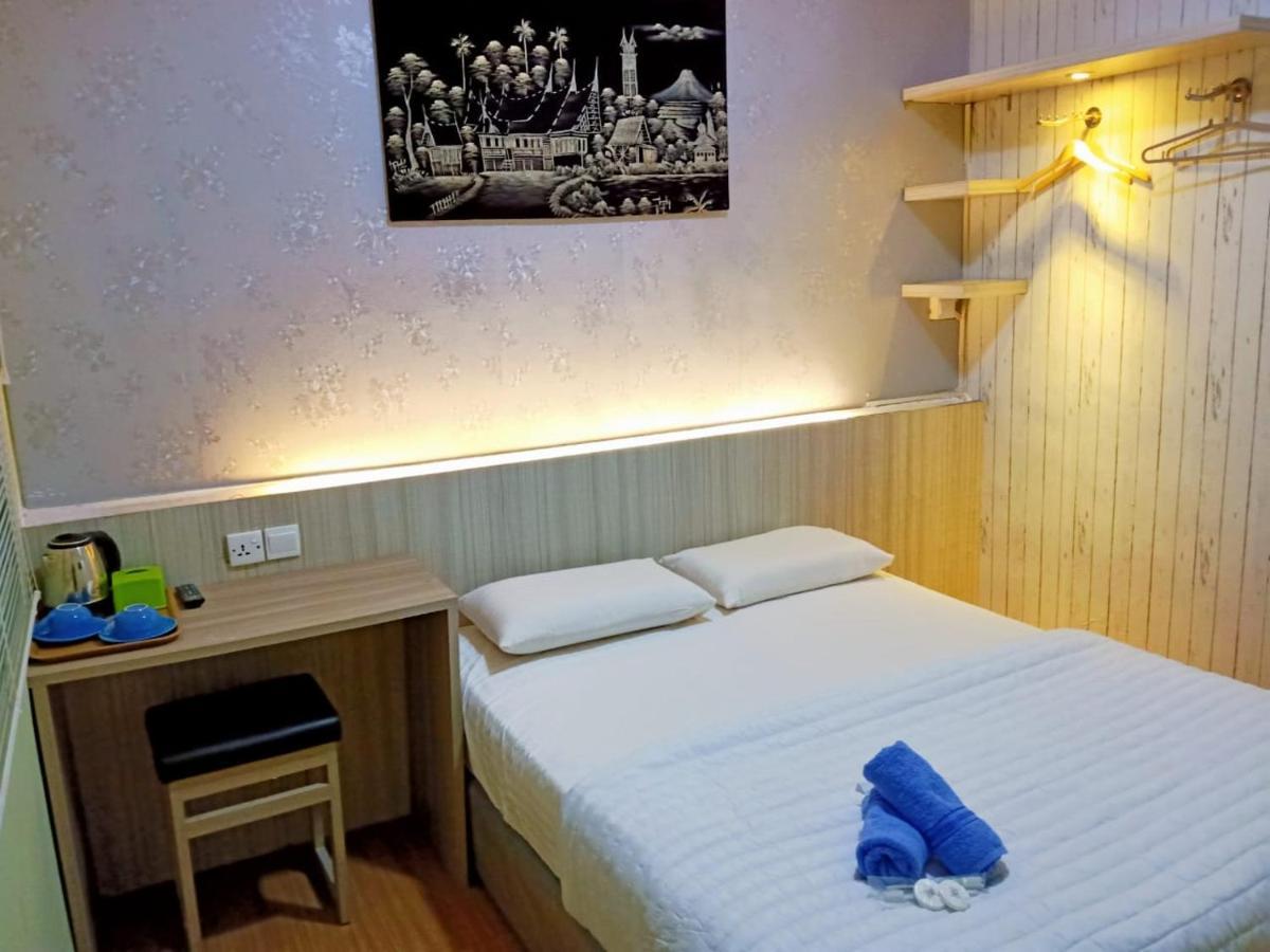 Hotel Sleeprest @ Golden Prima Batam Habitación foto