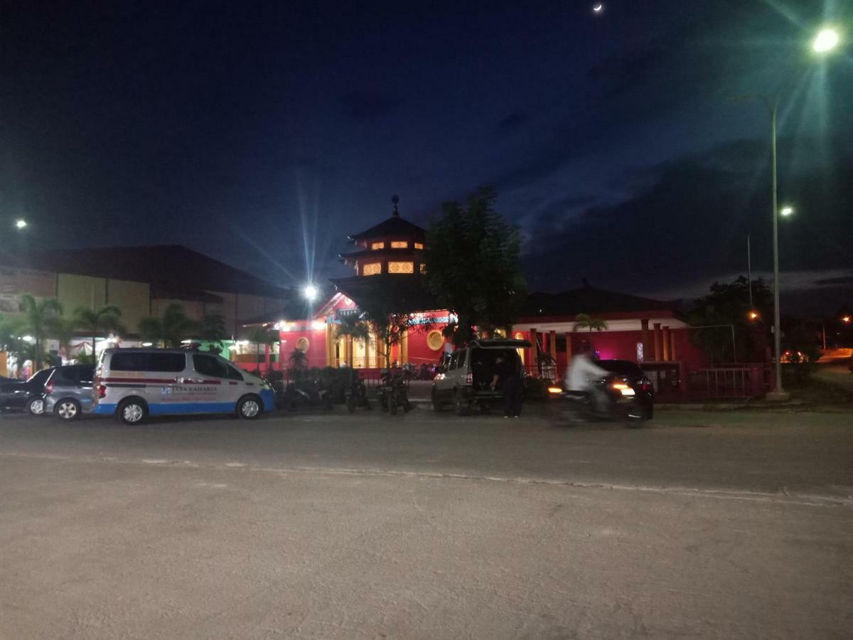 Hotel Sleeprest @ Golden Prima Batam Exterior foto