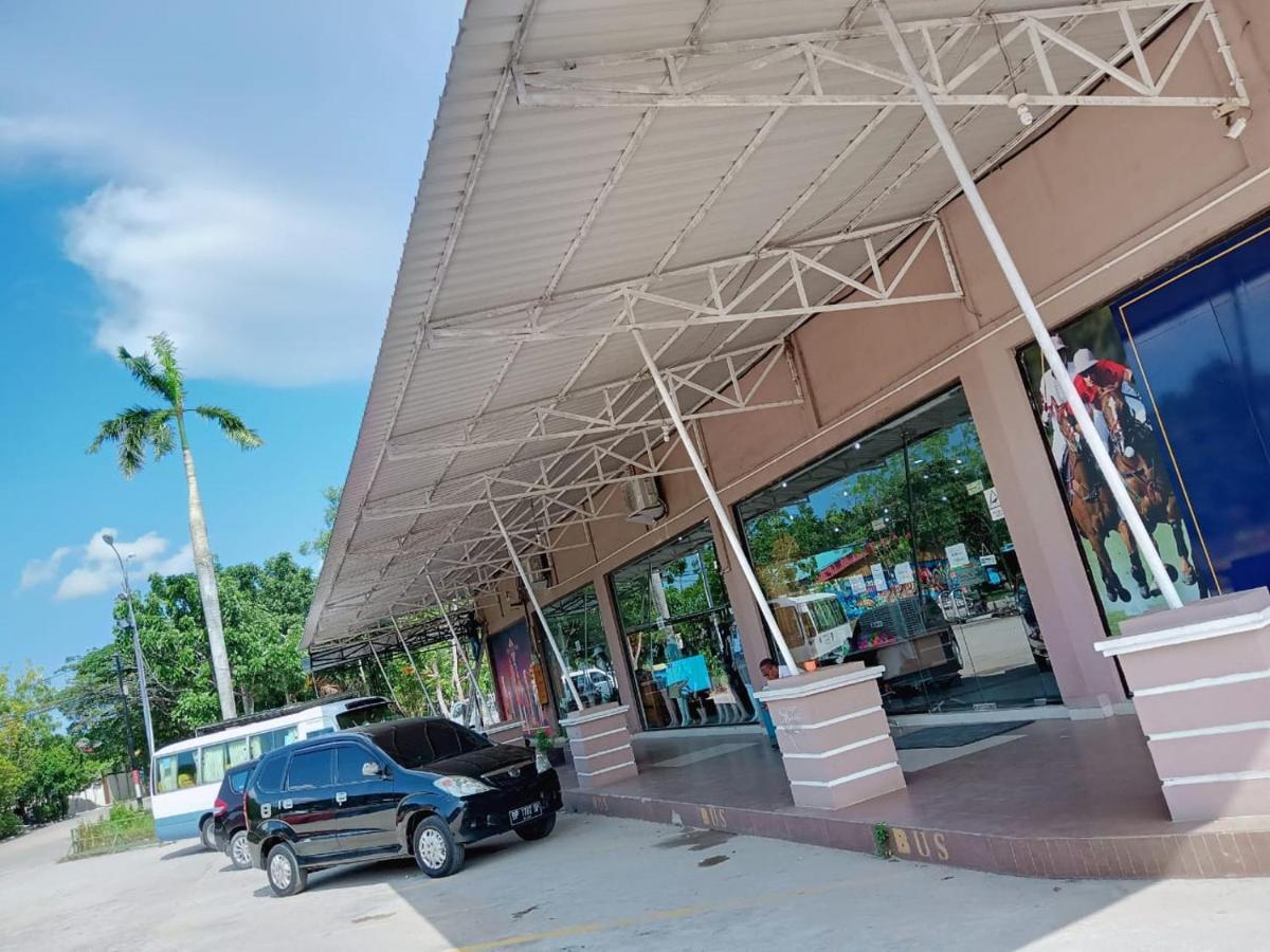 Hotel Sleeprest @ Golden Prima Batam Exterior foto